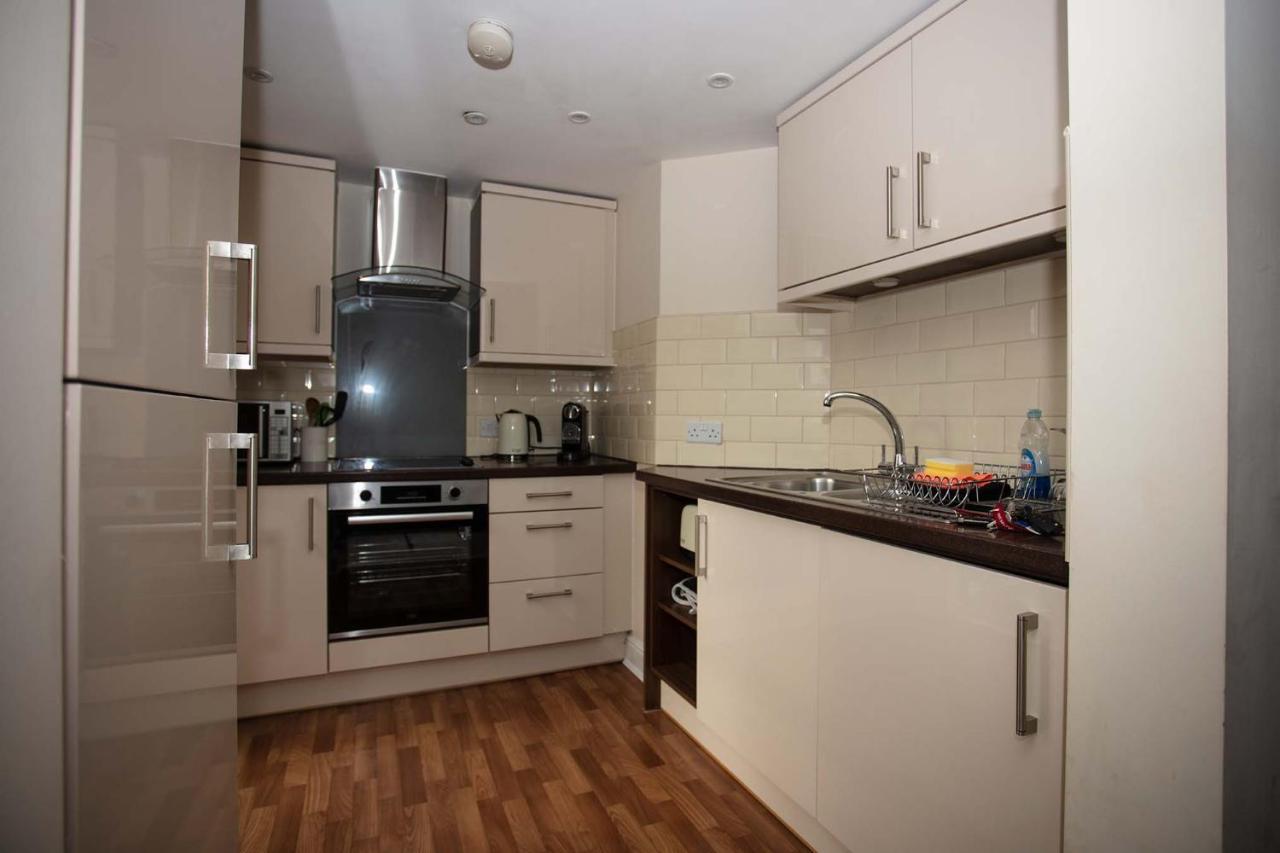 Salisbury 2-Bed Luxury Apartment Extérieur photo